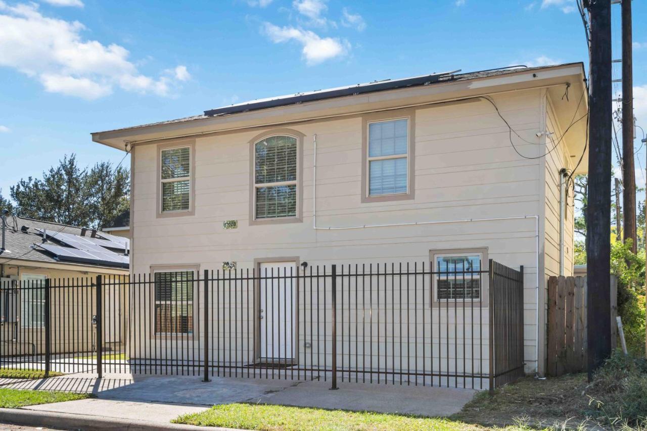 Stunning & Vibrant Apt 7 Min From Tx Med Center Houston Exterior foto